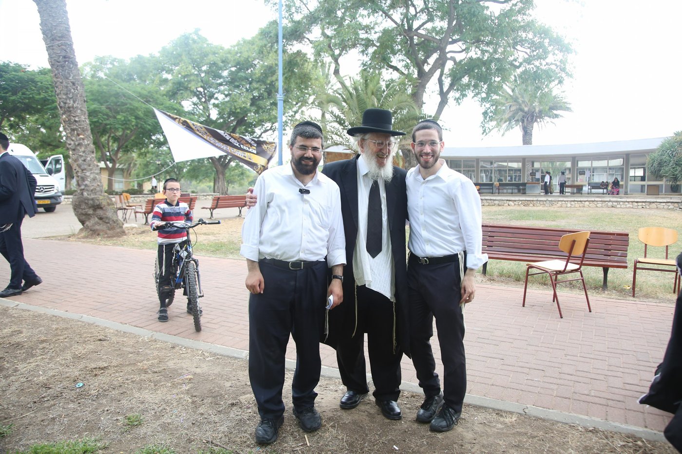 הקעמפ של עולם הישיבות • צפו בתמונות