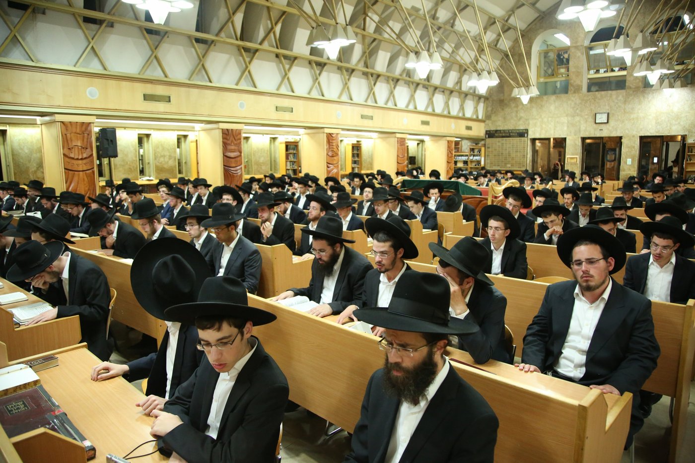 הקעמפ של עולם הישיבות • צפו בתמונות