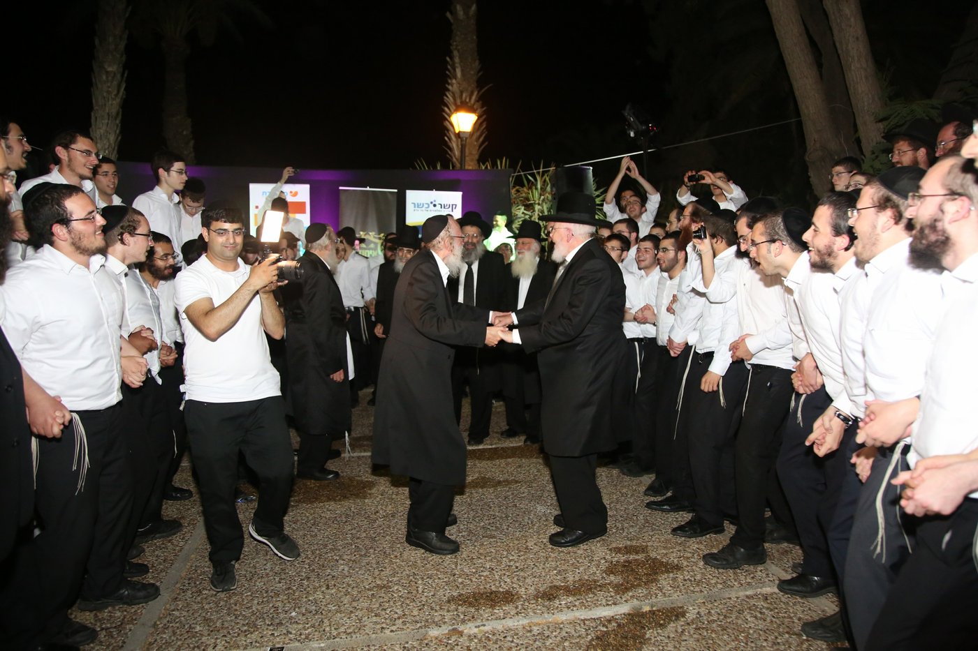 הקעמפ של עולם הישיבות • צפו בתמונות