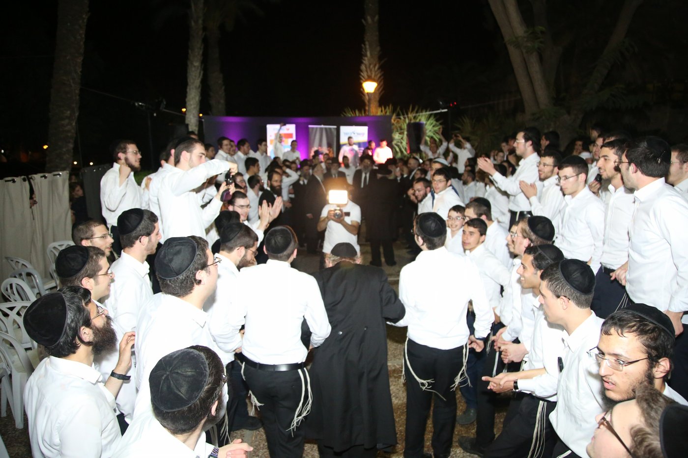 הקעמפ של עולם הישיבות • צפו בתמונות