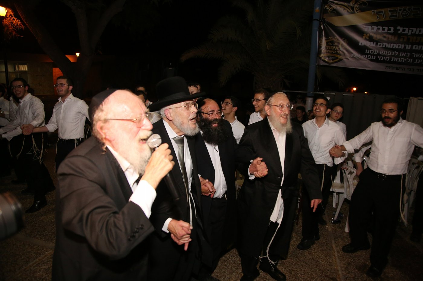 הקעמפ של עולם הישיבות • צפו בתמונות