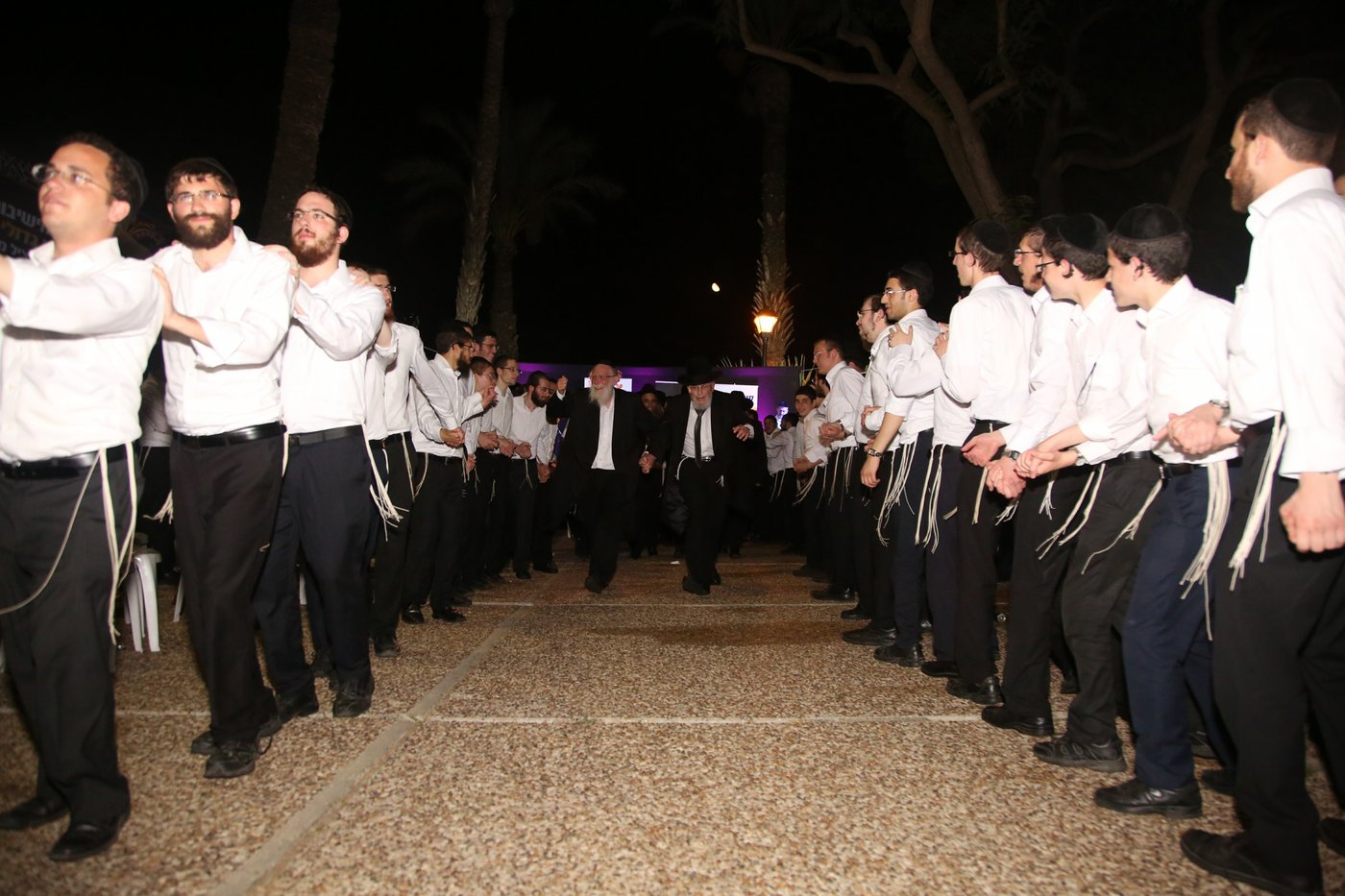 הקעמפ של עולם הישיבות • צפו בתמונות