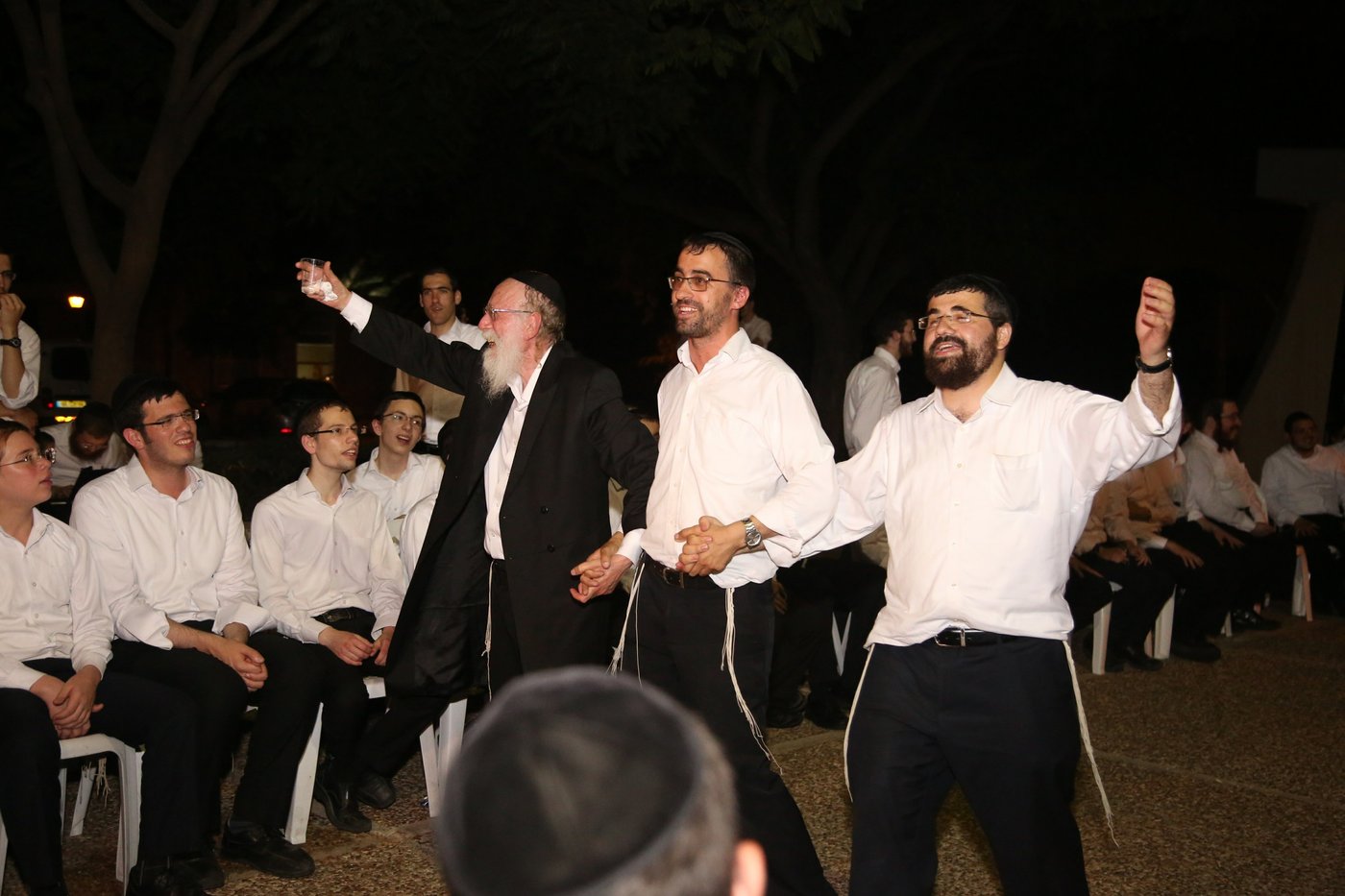 הקעמפ של עולם הישיבות • צפו בתמונות