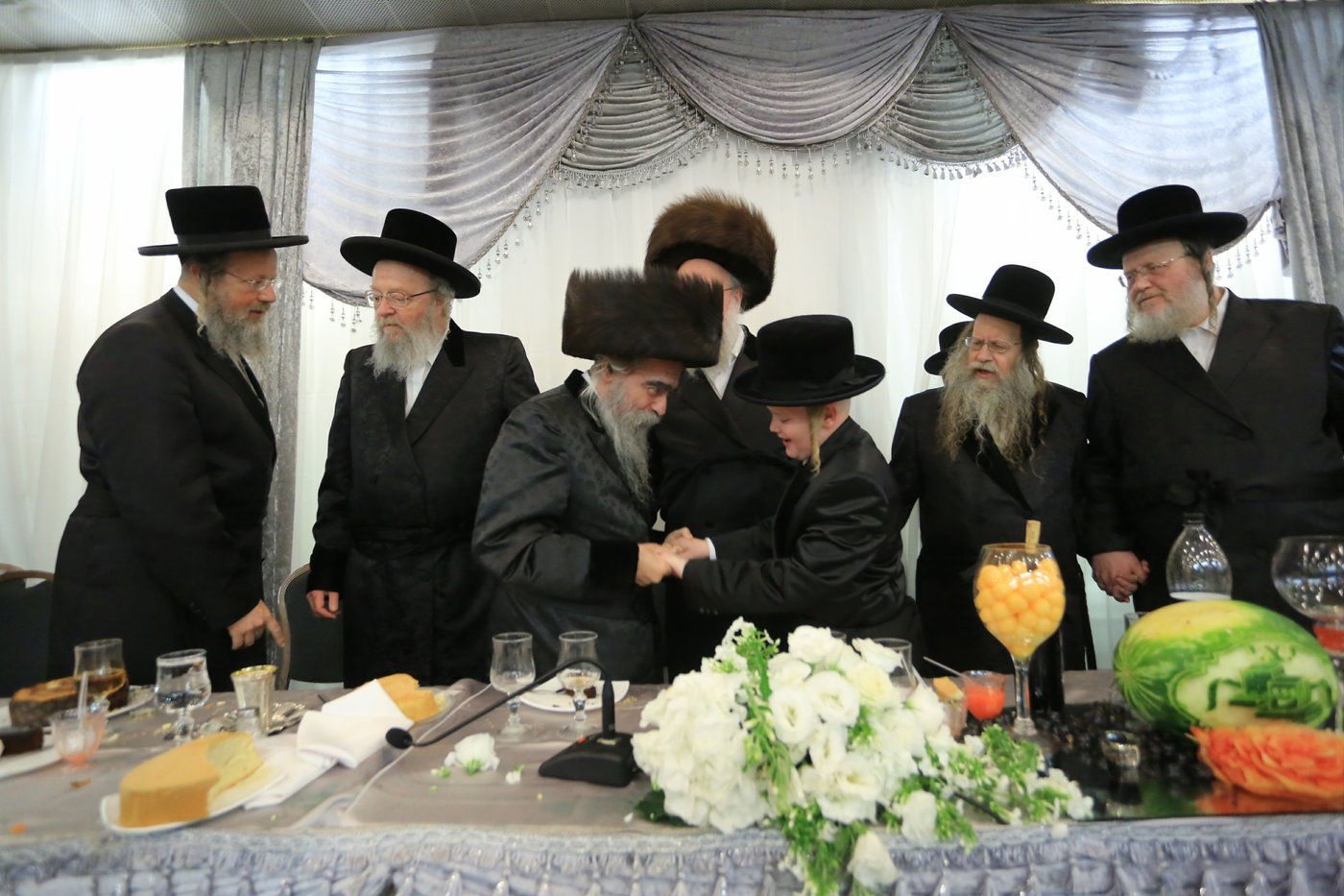 שמחת בר המצווה לנכד גאב"ד ביקאווסק • גלריה