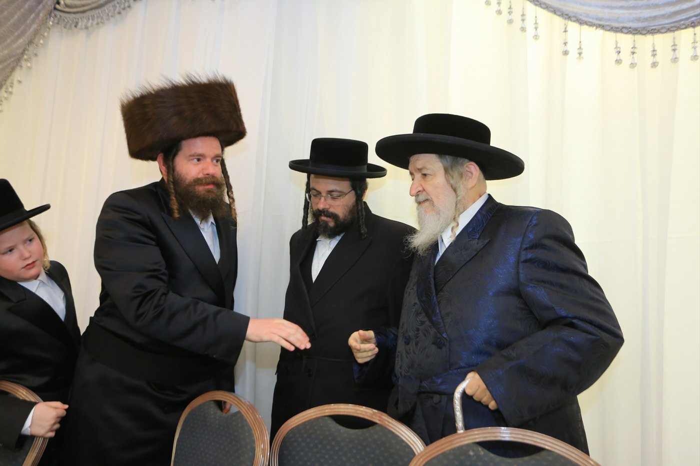שמחת בר המצווה לנכד גאב"ד ביקאווסק • גלריה