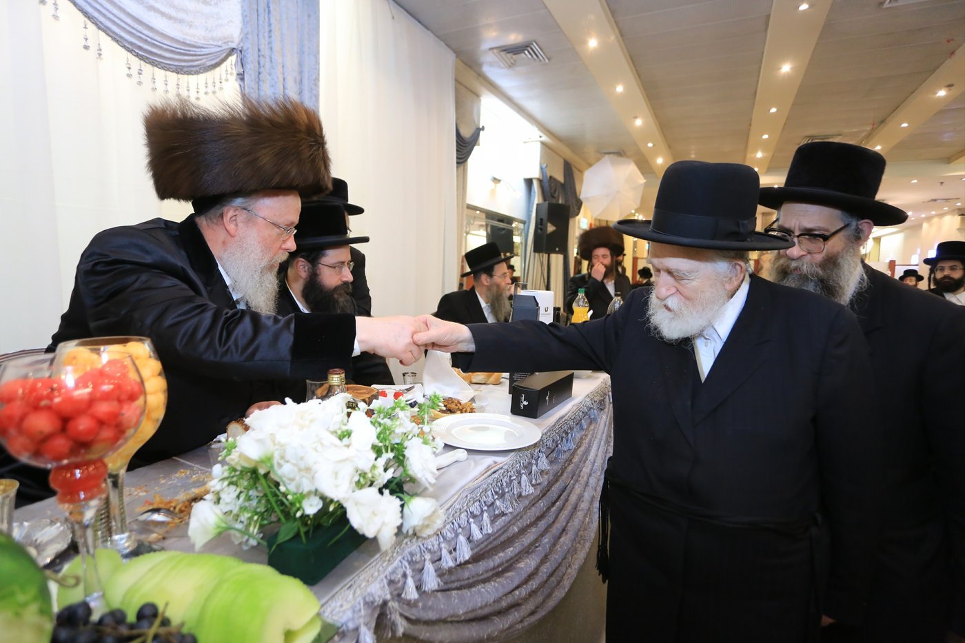 שמחת בר המצווה לנכד גאב"ד ביקאווסק • גלריה