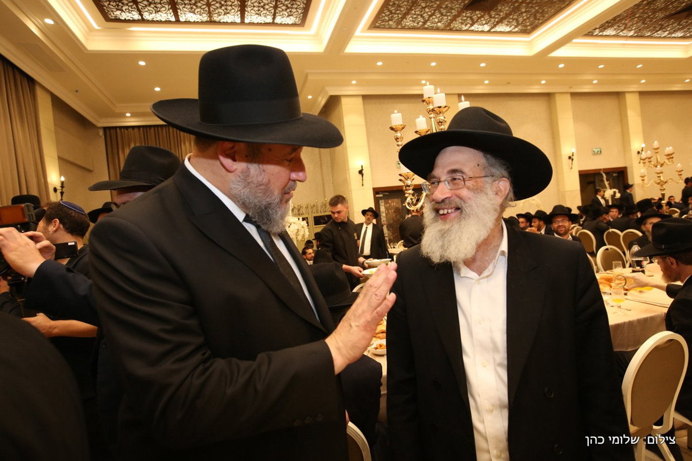 הרב אליעזר סורוצקין חיתן את בנו • צפו בגלריה