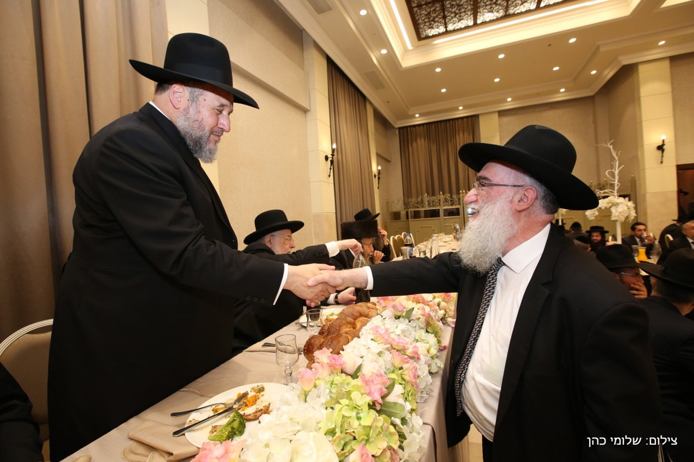 הרב אליעזר סורוצקין חיתן את בנו • צפו בגלריה