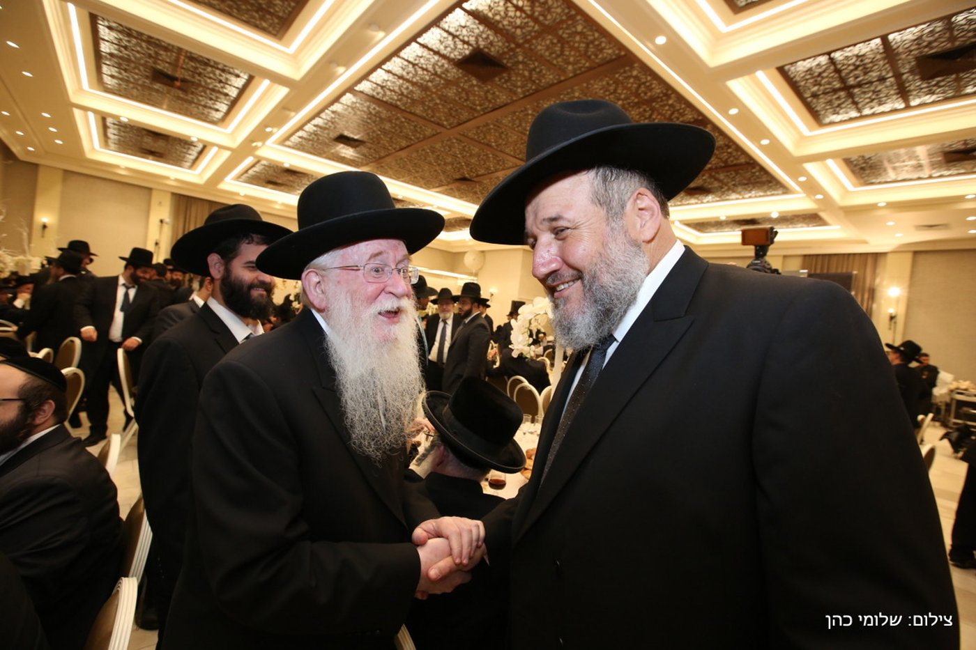 הרב אליעזר סורוצקין חיתן את בנו • צפו בגלריה