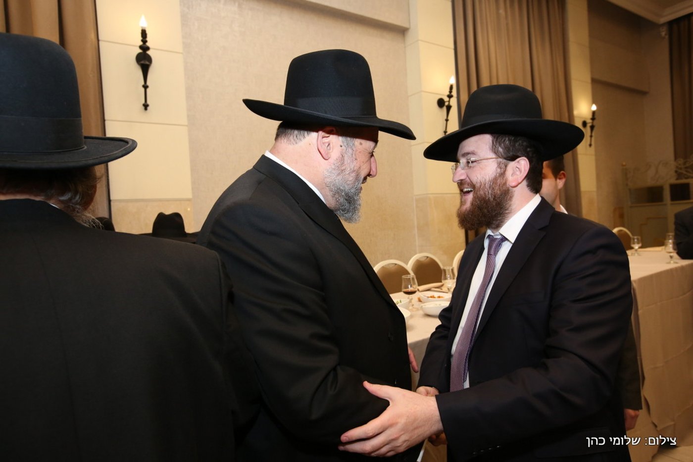 הרב אליעזר סורוצקין חיתן את בנו • צפו בגלריה