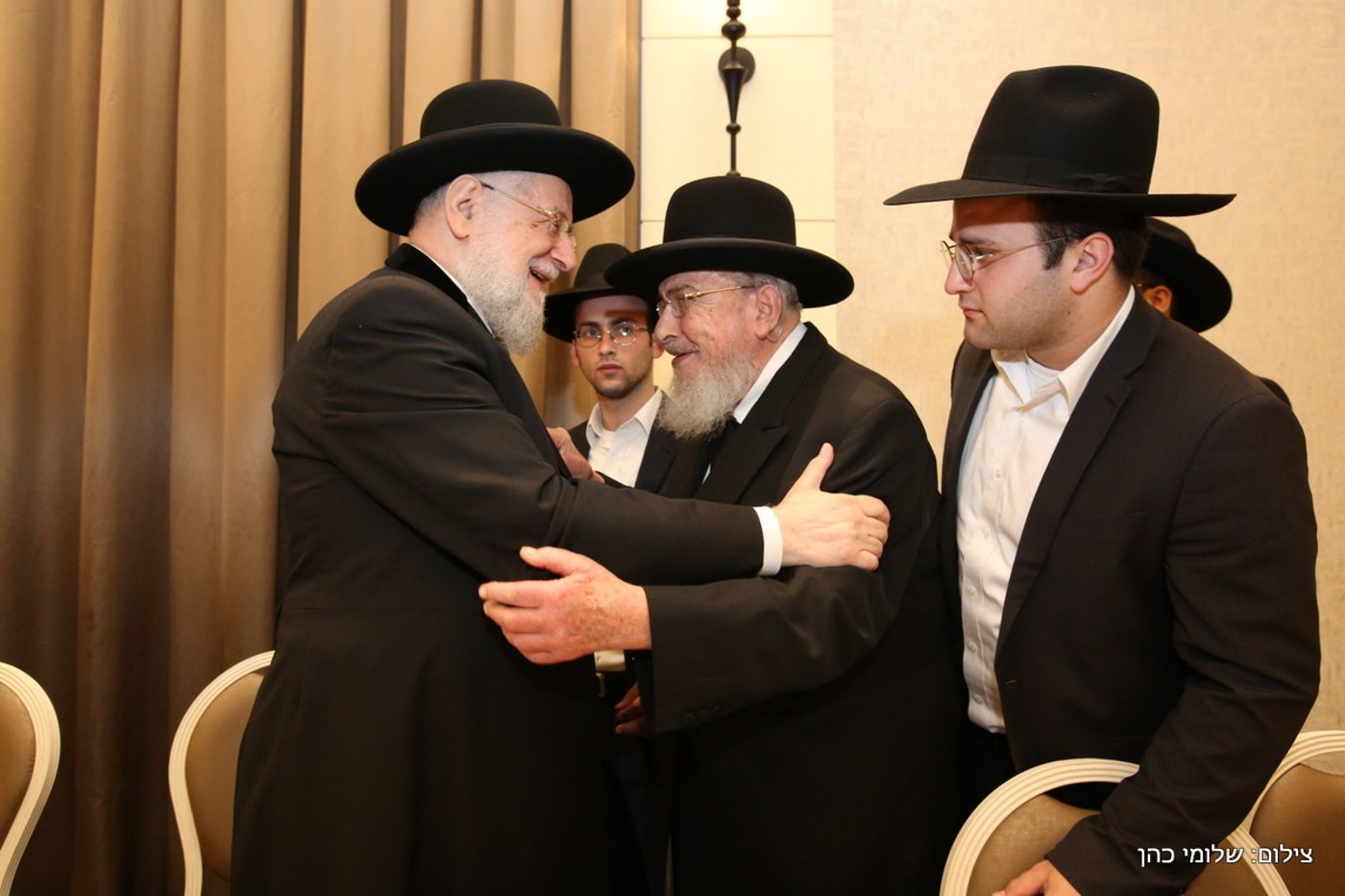 הרב אליעזר סורוצקין חיתן את בנו • צפו בגלריה