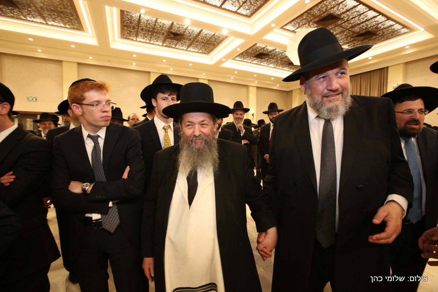 הרב אליעזר סורוצקין חיתן את בנו • צפו בגלריה