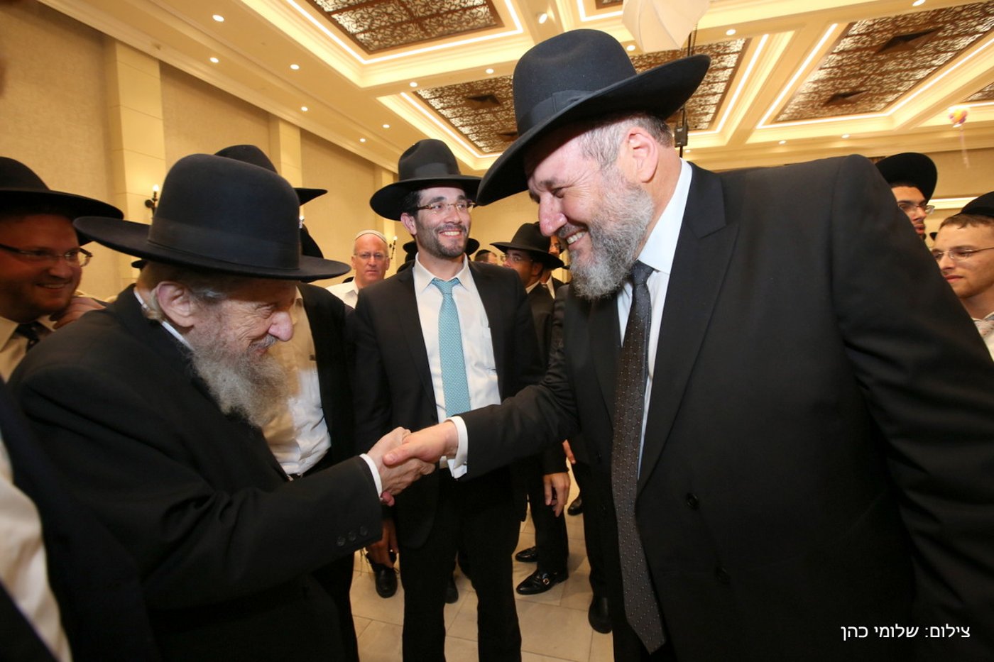 הרב אליעזר סורוצקין חיתן את בנו • צפו בגלריה