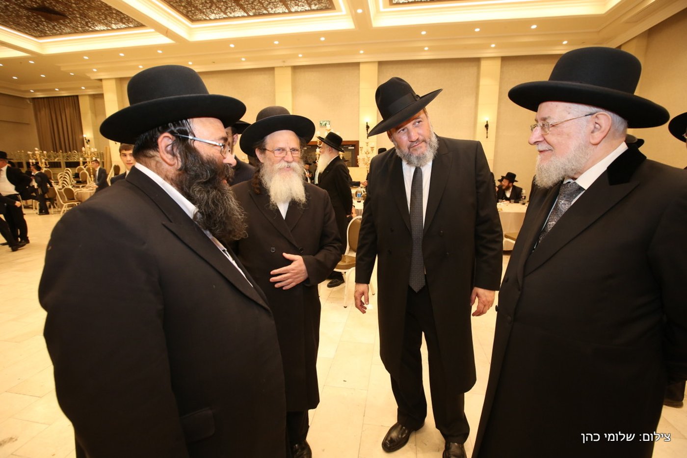 הרב אליעזר סורוצקין חיתן את בנו • צפו בגלריה