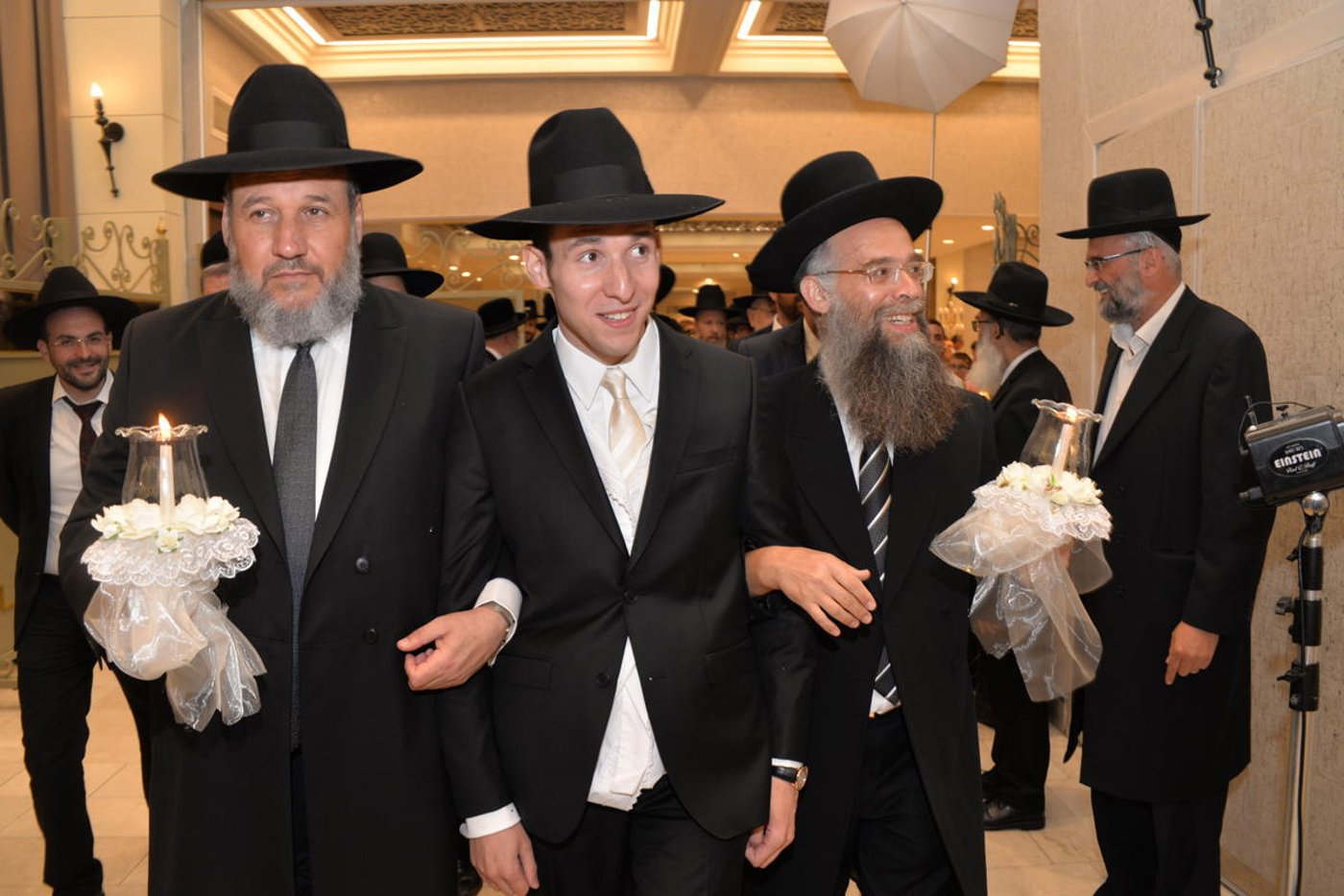 הרב אליעזר סורוצקין חיתן את בנו • צפו בגלריה