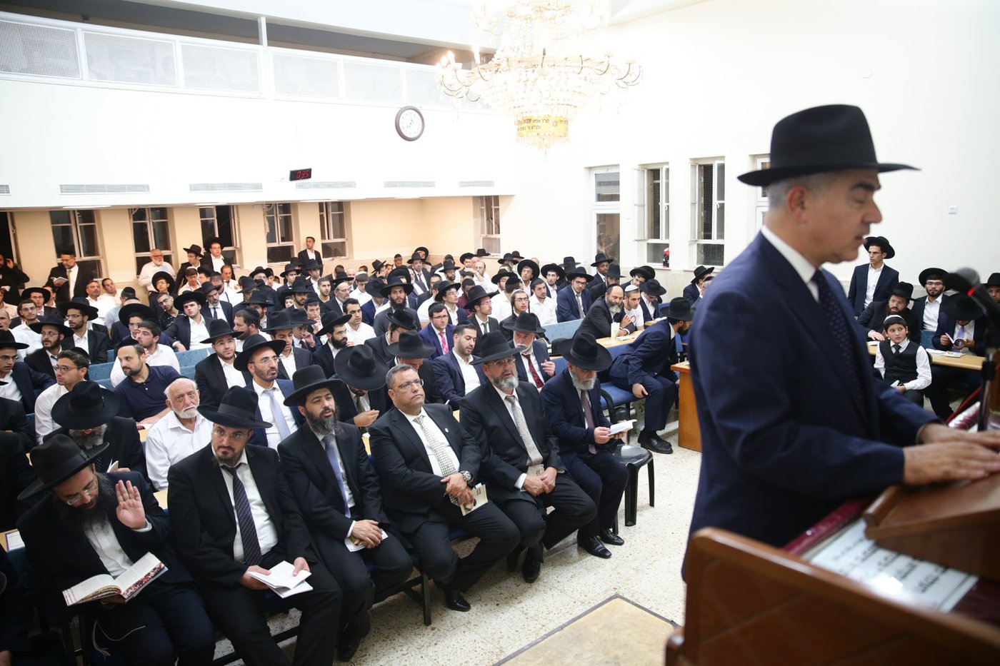 תיעוד: הסליחות ב'יזדים' עם הראשון לציון