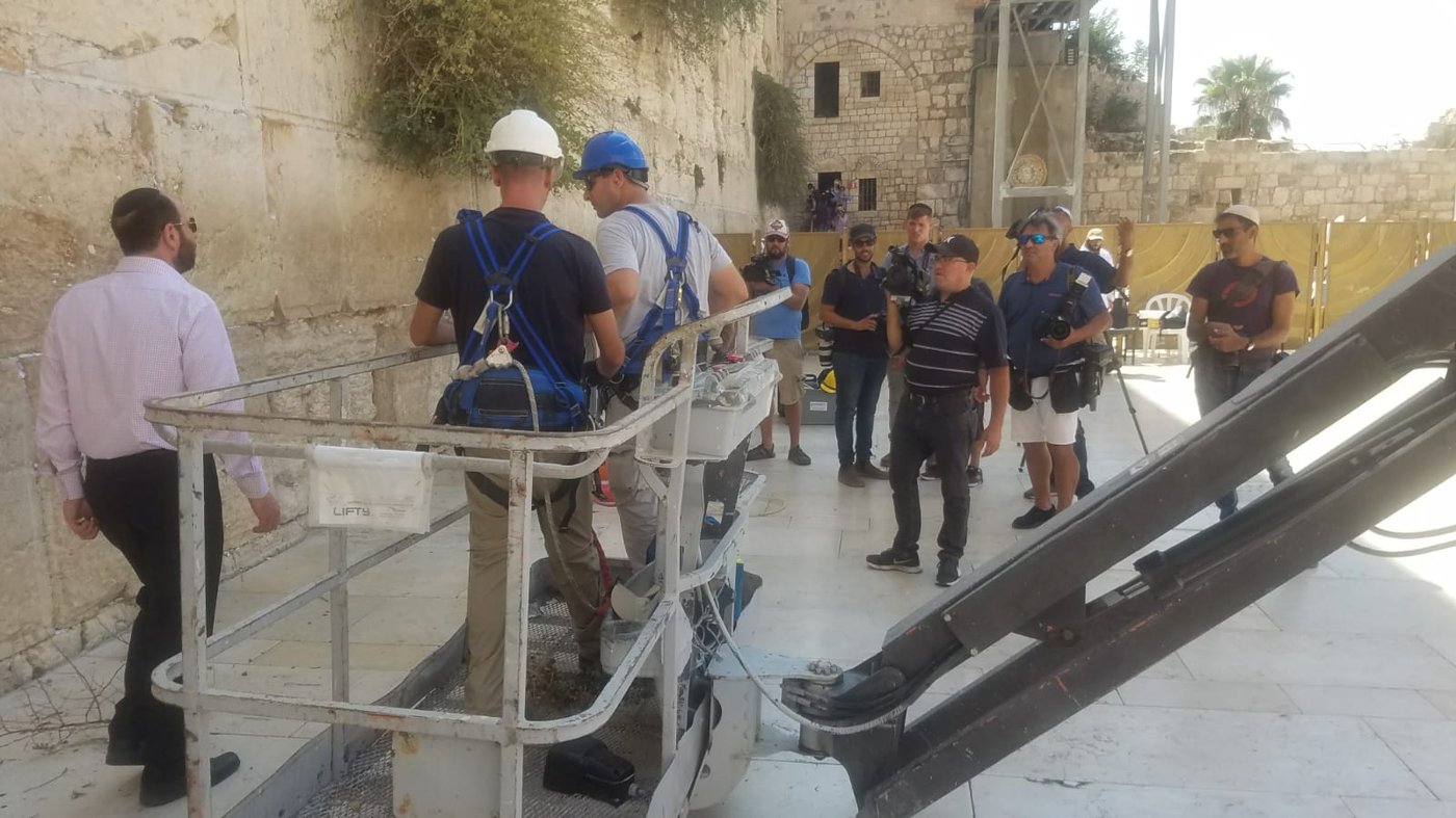 לאחר הנפילה: אבני הכותל המערבי נבדקות