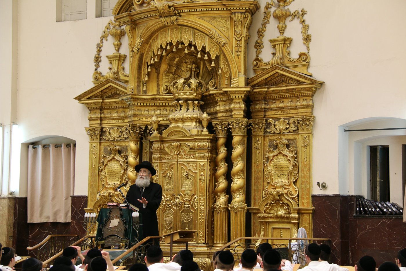 יום השנה המ"ט לרב מפוניבז' זצ"ל • תיעוד
