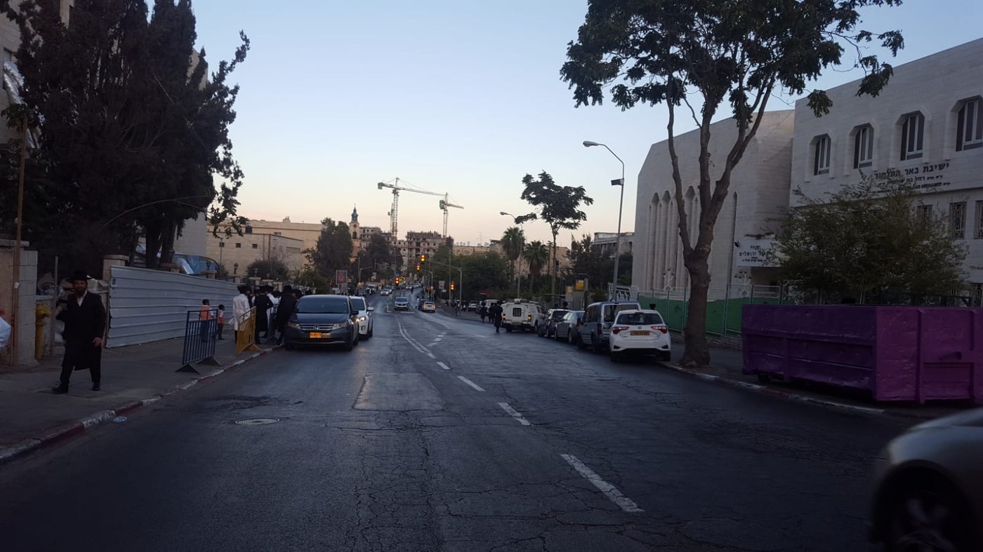הרבי הורה: "אם אין גויים, לבטל את התפילות בקלויז"