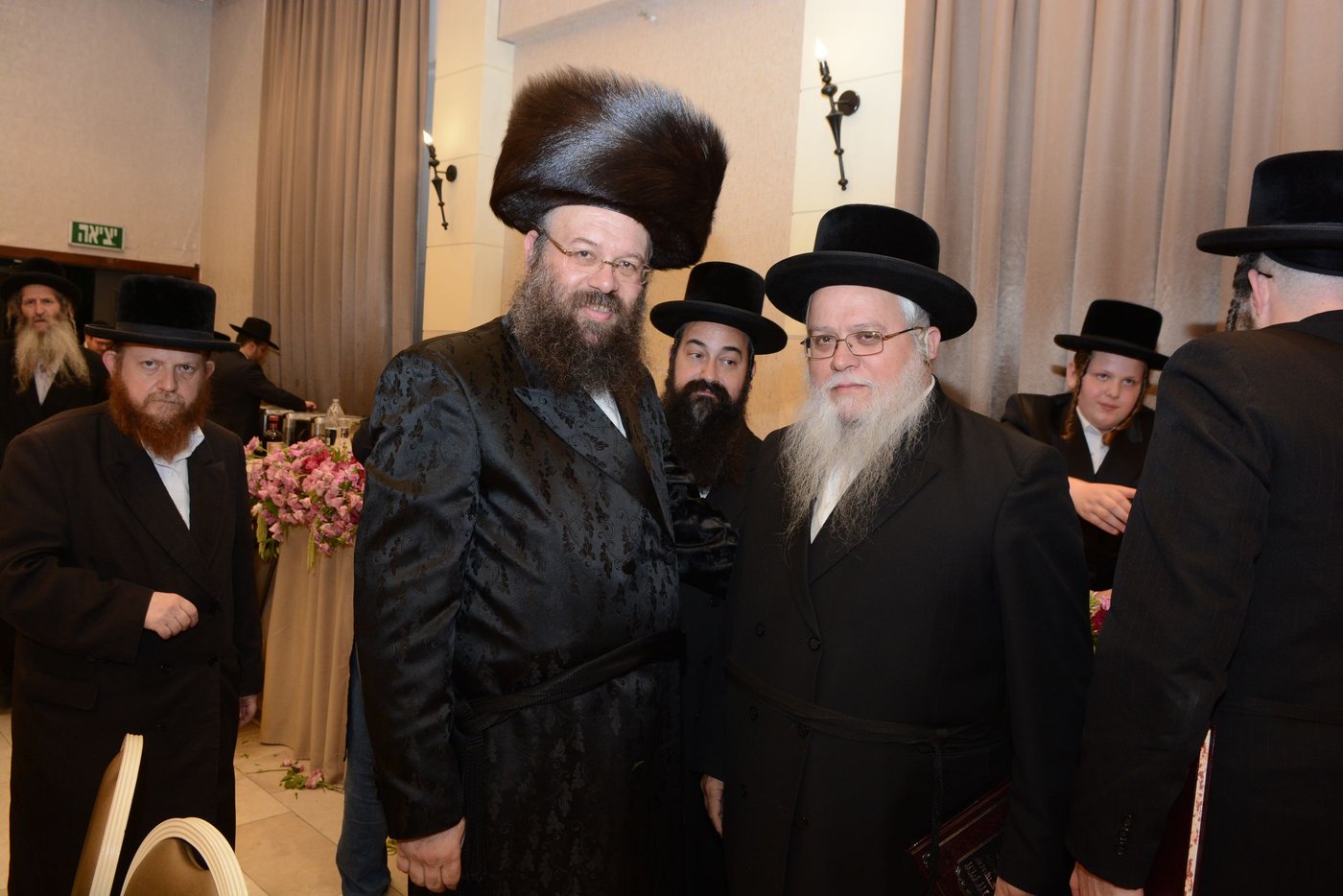 איש הפרסום החרדי בירמץ את בנו • גלריה