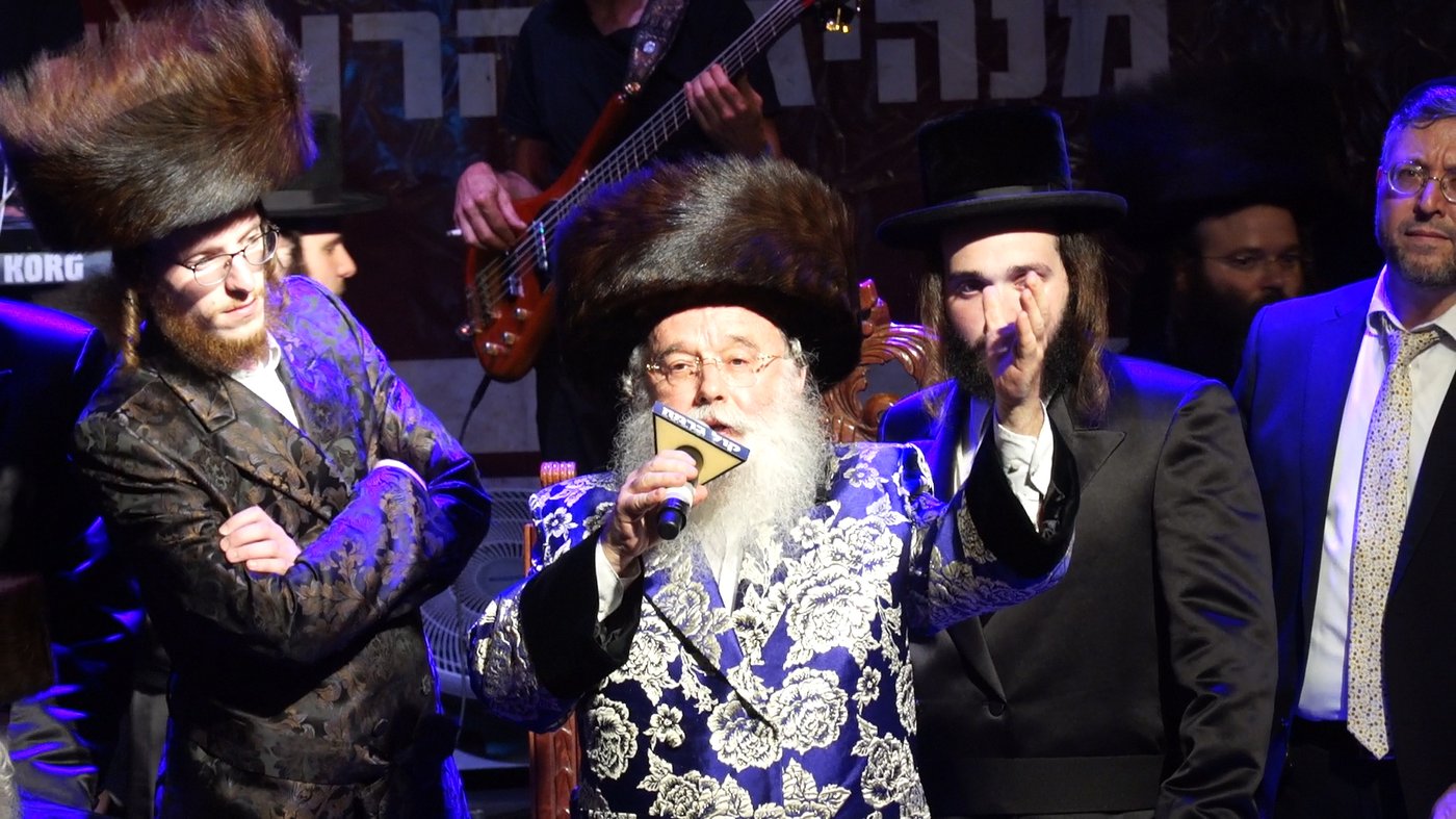 50 אלף איש בשמחה הגדולה בישראל בחצר מישקולץ בפתח תקוה