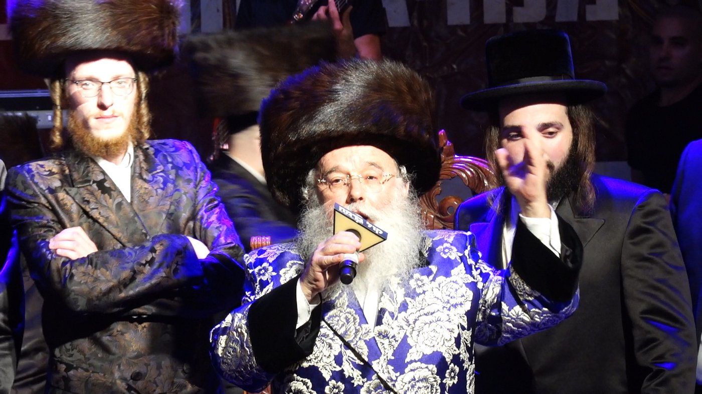 50 אלף איש בשמחה הגדולה בישראל בחצר מישקולץ בפתח תקוה