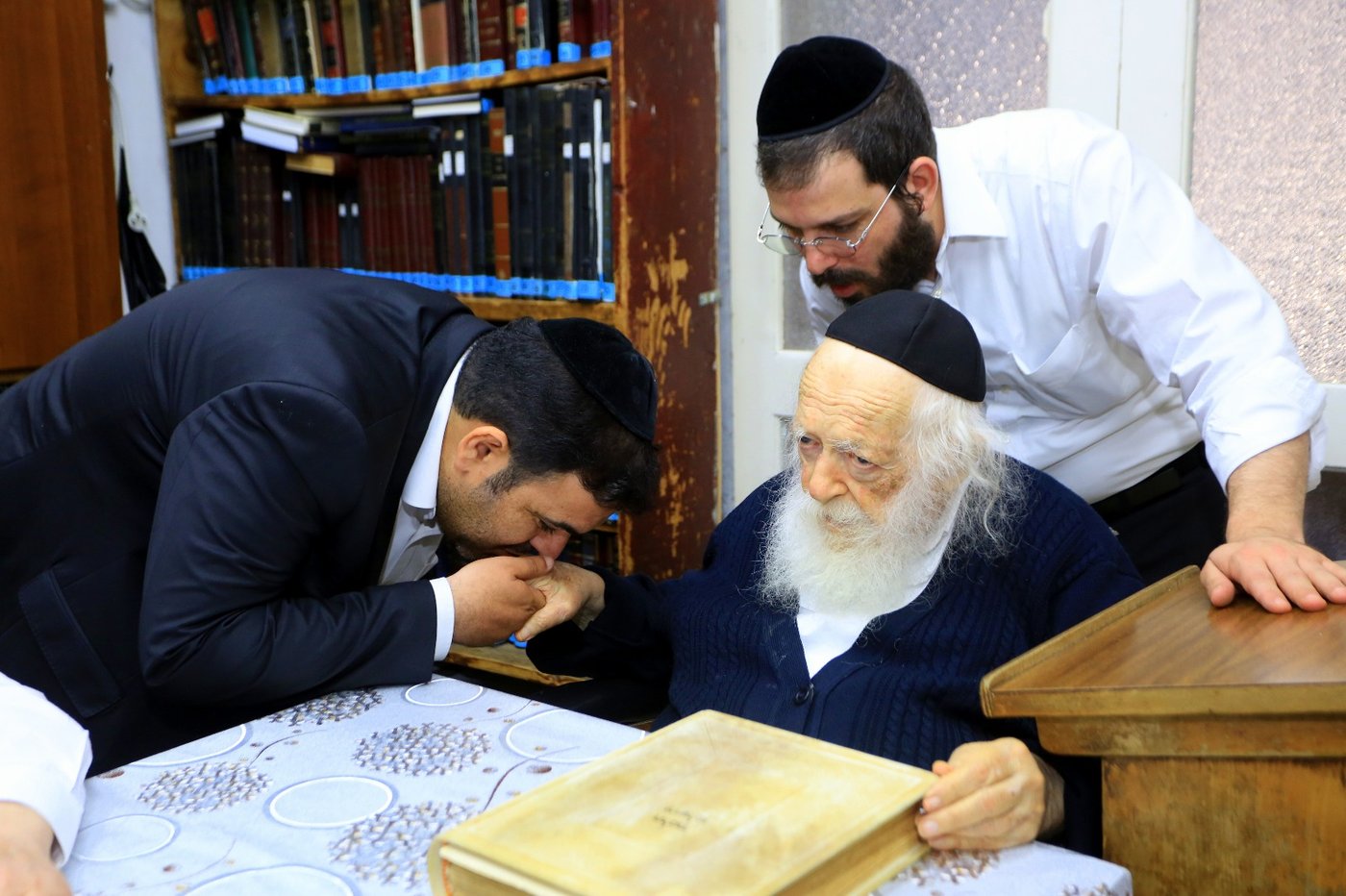 מרן שר התורה בירך ו'דגל' תתמוך בש"ס