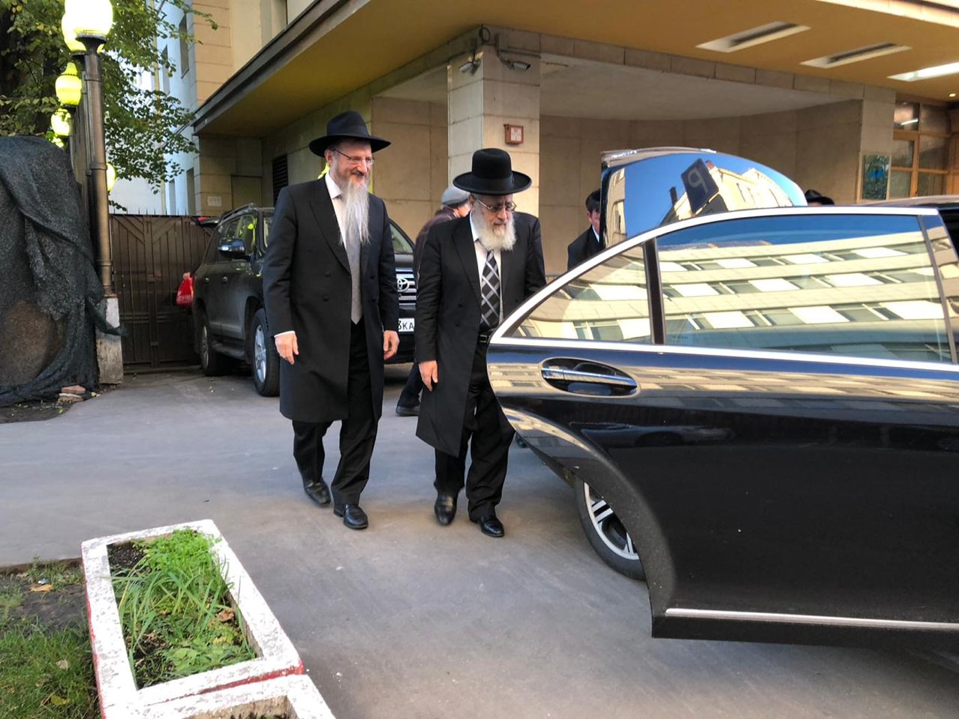 הרב הראשי בתפילת ראש חודש ב'מארינה רושצ'ה'