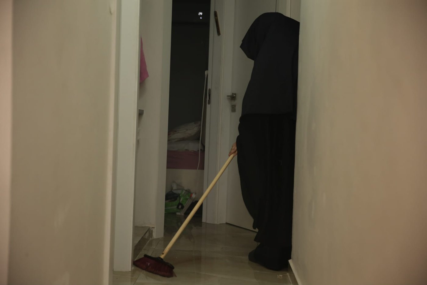תיעוד נדיר ובלעדי: הצצה למשפחה מ"נשות השאלים"
