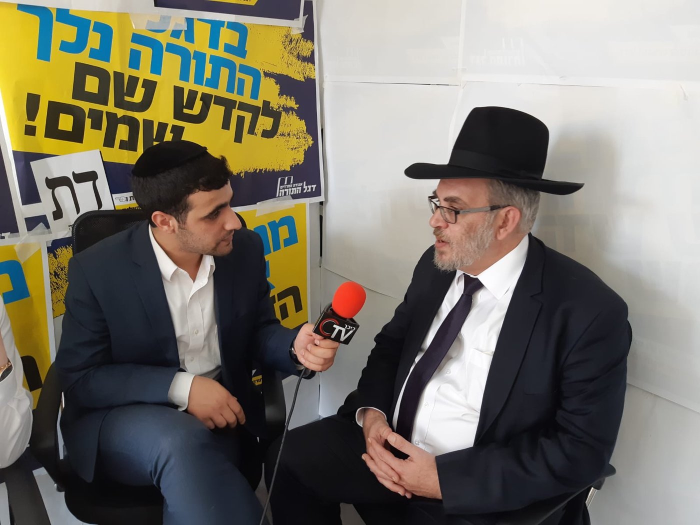 אשר בראיון זועם: 'אין קבוצה עם כל כך הרבה אנשים כמונו'