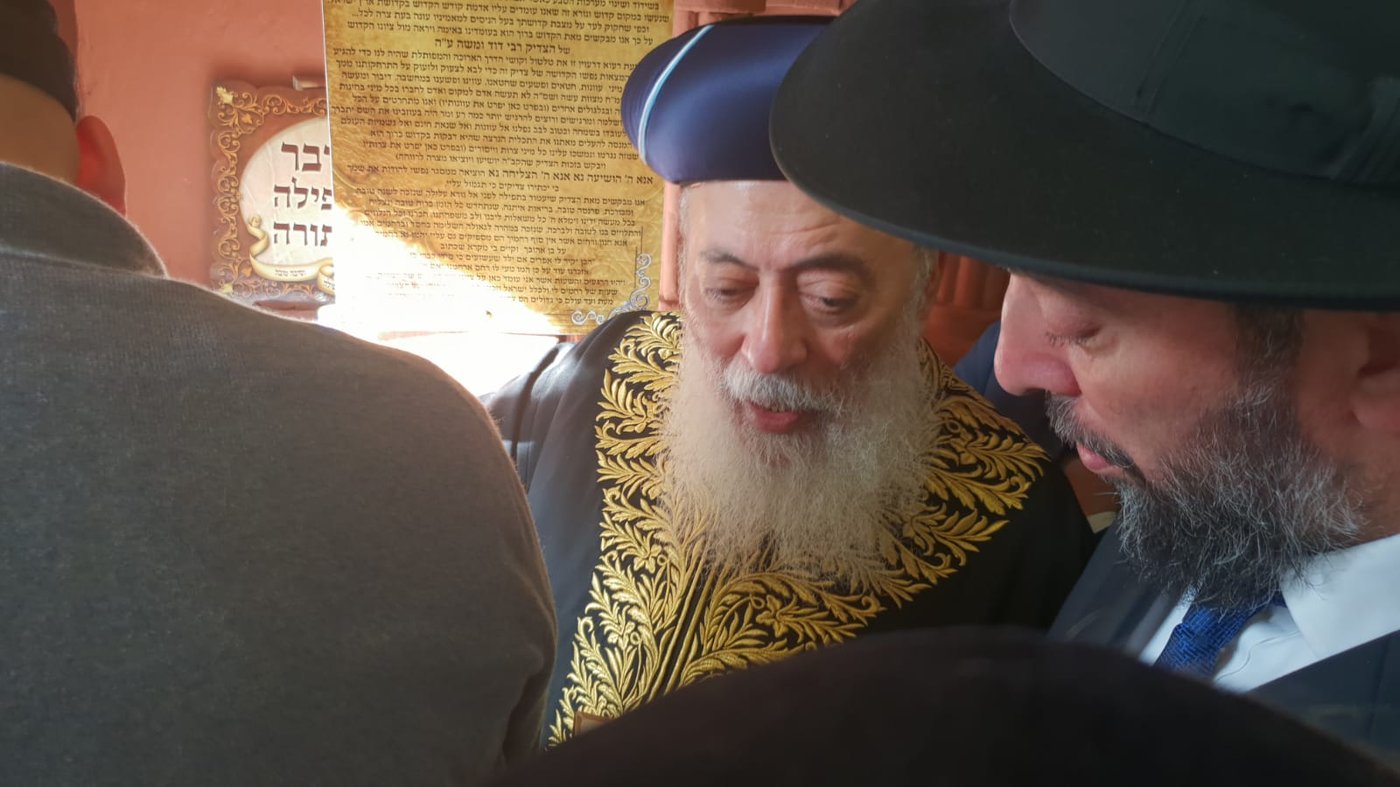בכי, תפילה וריקודים: ביקור הראשון לציון הגר"ש עמאר במרוקו