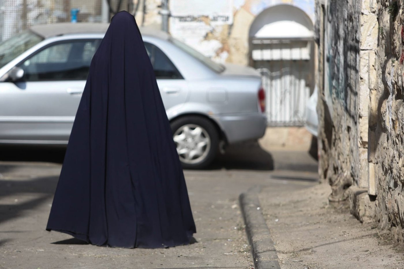 'אשת שאלים' בראיון: "לא מבינה למה מצלמים אותי ברחוב"