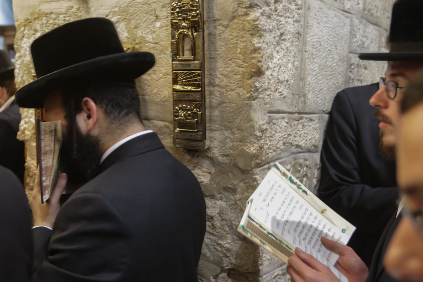 אלפים הגיעו החל מאמש לקבר רחל • גלריה