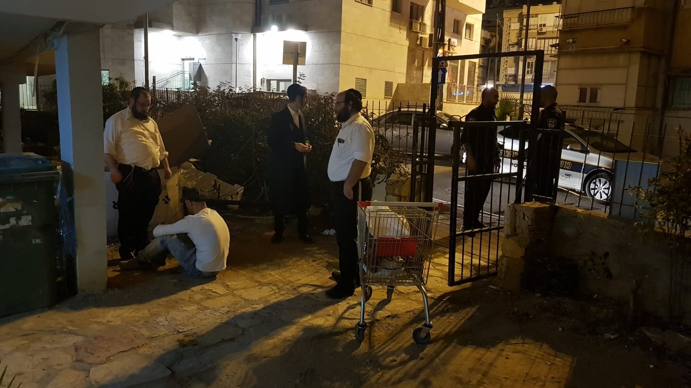 בני ברק: שוהה בלתי חוקי שגנב כלי עבודה בשווי רב - נעצר. תיעוד