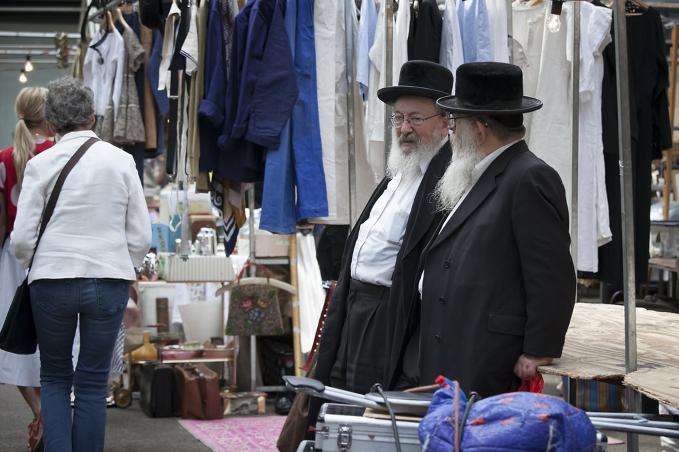 יהודים בבריטניה. למצולמים אין קשר לכתבה