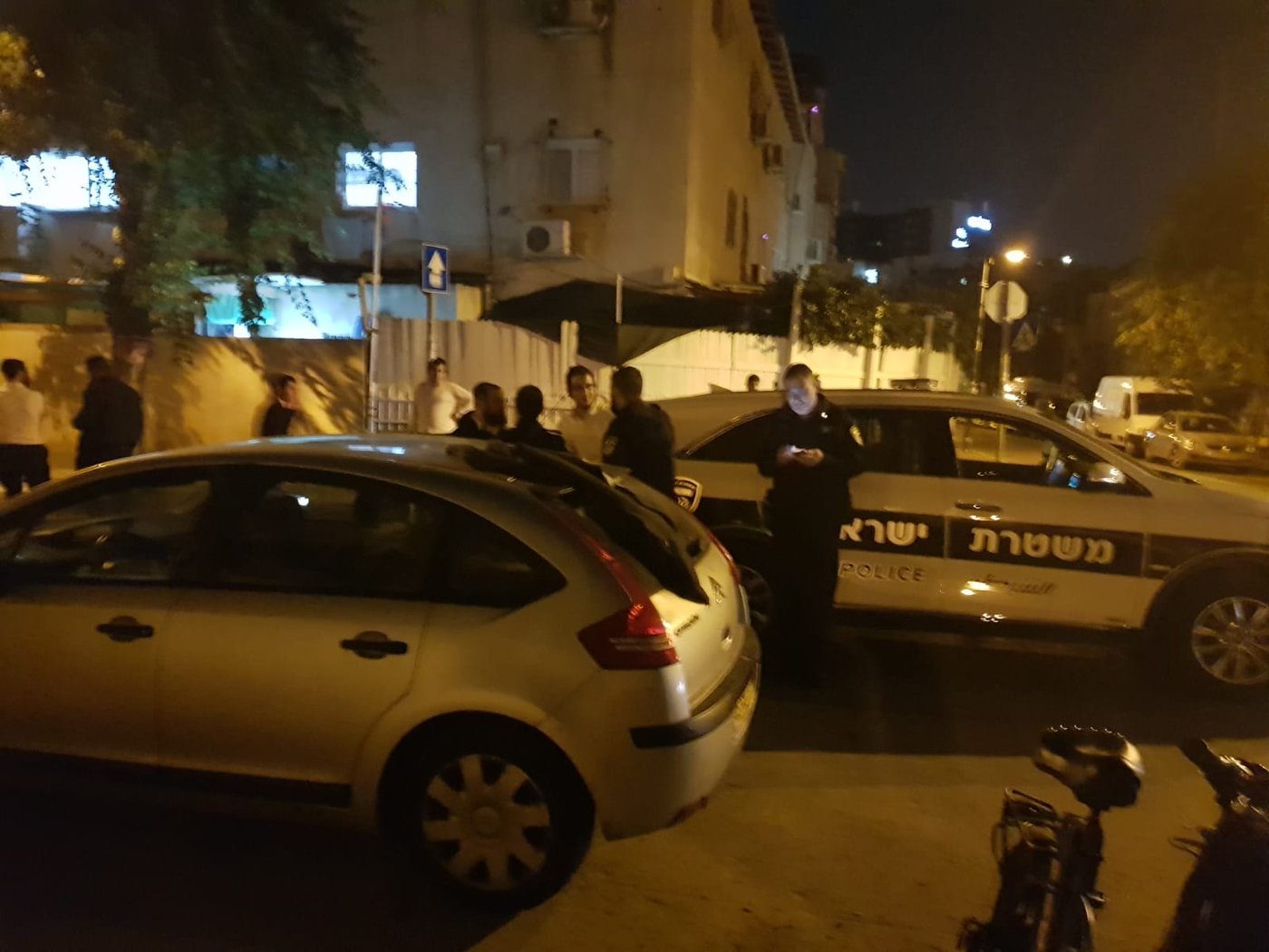 שלושה צעירים נתפסו על חם בזמן פריצה לדירה