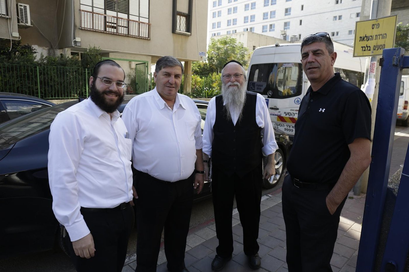יו"ר קקל מר דני עטר בסיור במרכז 'עלה' בני ברק, עם תפילה לתושבי הדרום