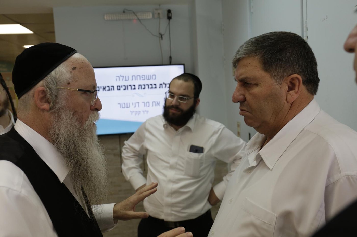 יו"ר קקל מר דני עטר בסיור במרכז 'עלה' בני ברק, עם תפילה לתושבי הדרום