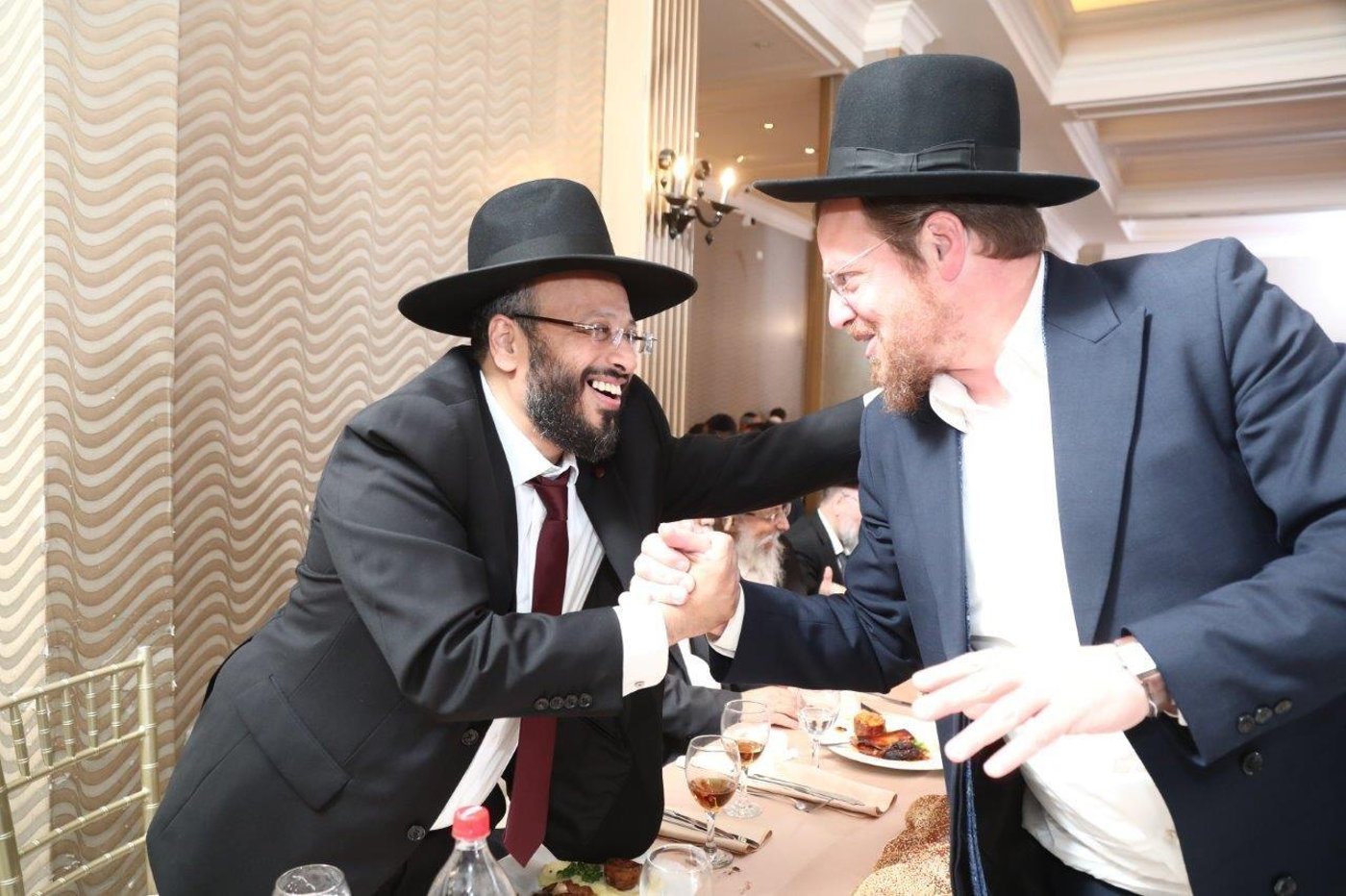 צפו בגלריה: חתונת בת הרב שמואל צברי