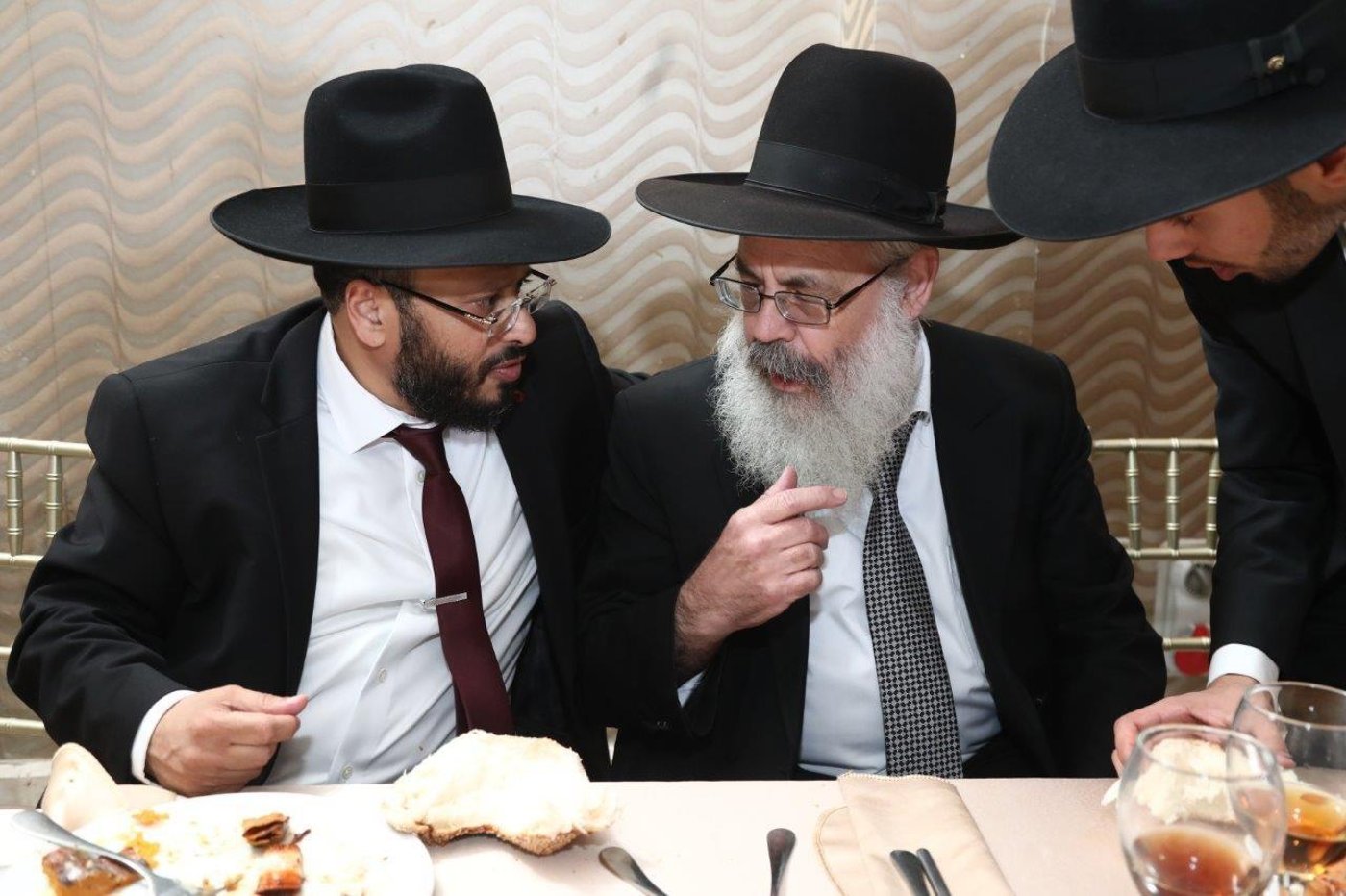 צפו בגלריה: חתונת בת הרב שמואל צברי