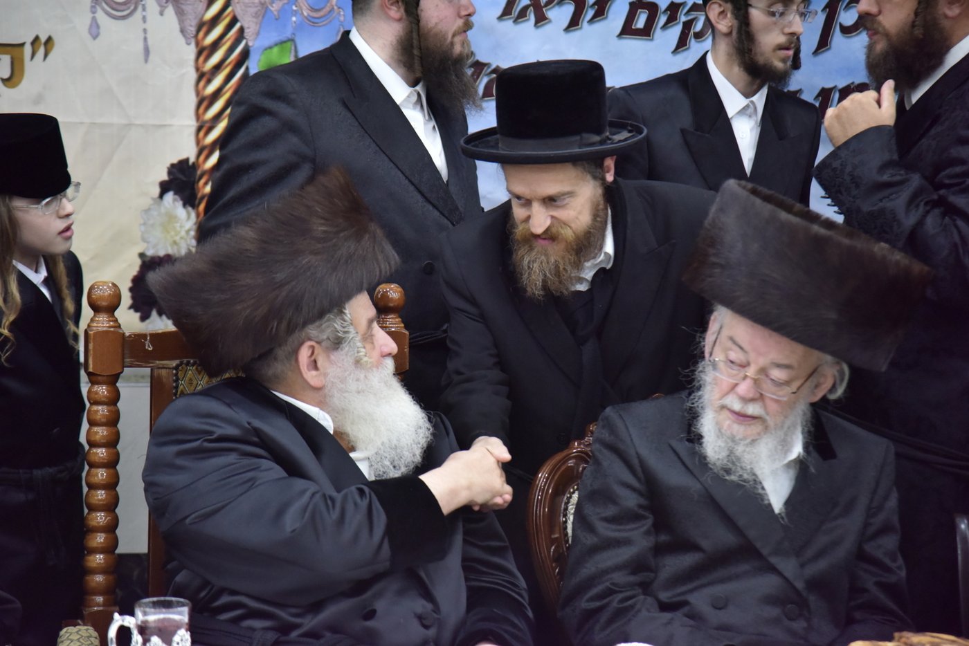 שבע ברכות בחצר קוסוב ויז'ניץ. תיעוד