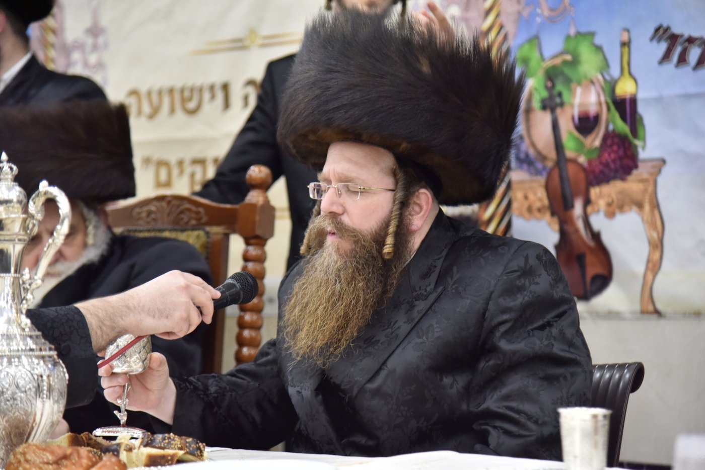 שבע ברכות בחצר קוסוב ויז'ניץ. תיעוד