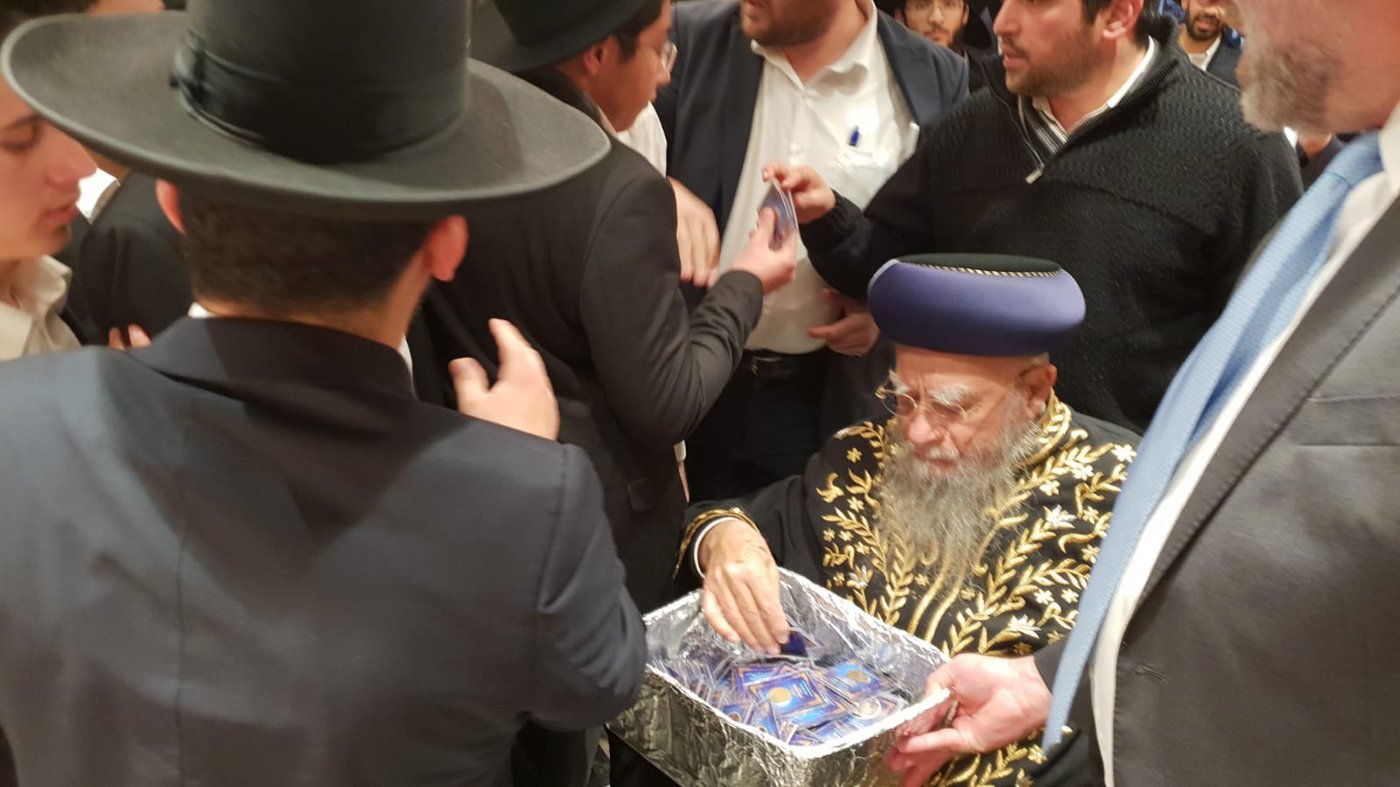 תיעוד: ההדלקה של זקן הראשונים לציון הגאון רבי אליהו בקשי דורון