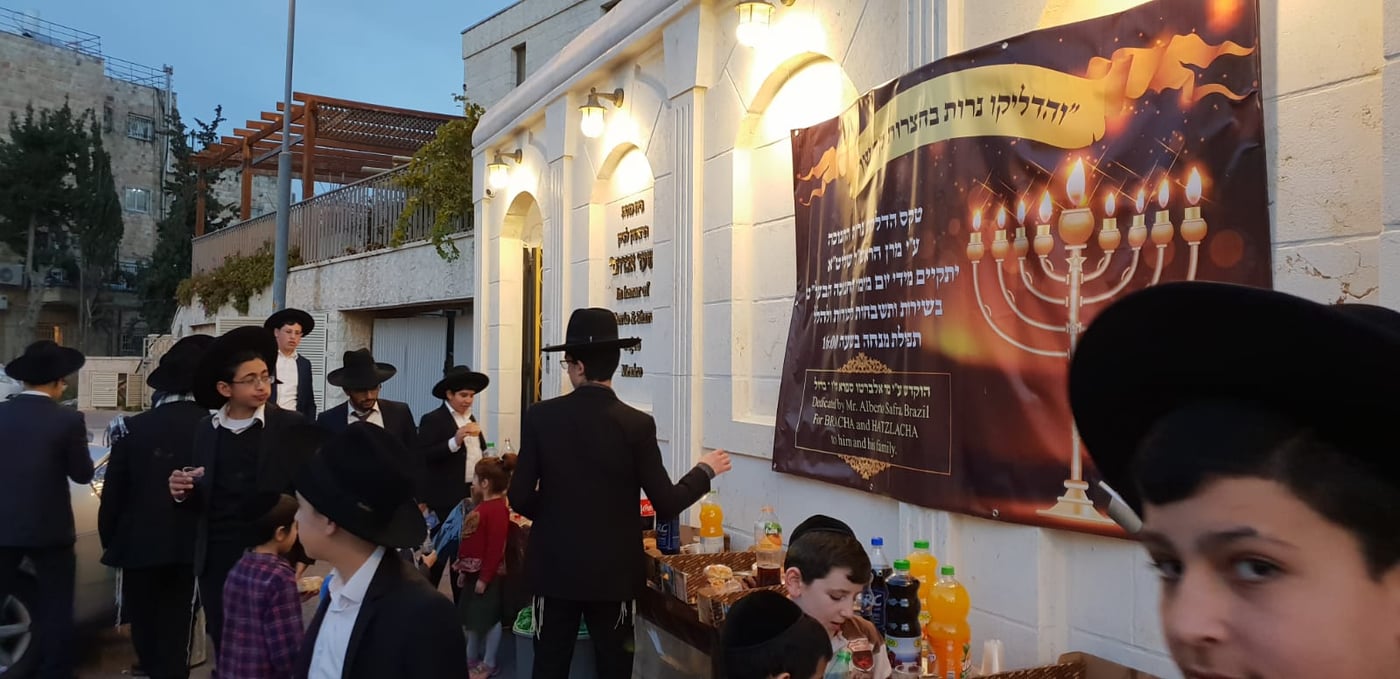 תיעוד: ההדלקה של זקן הראשונים לציון הגאון רבי אליהו בקשי דורון