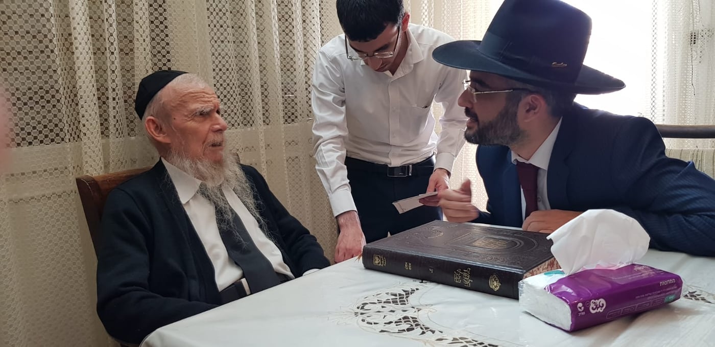 הסגן השס"י בב"ב בבתי גדולי ישראל