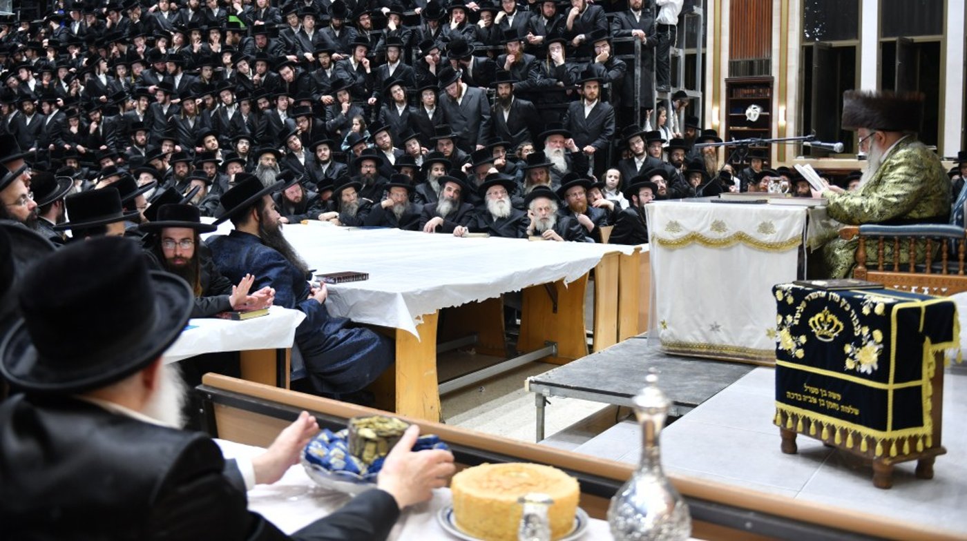 תיעוד מסכם: ימי החנוכה בחצר הקודש צאנז