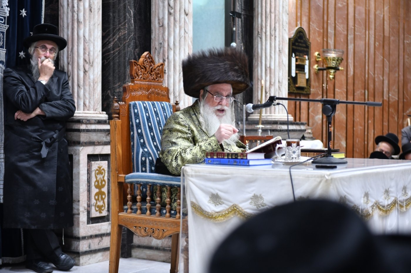 תיעוד מסכם: ימי החנוכה בחצר הקודש צאנז