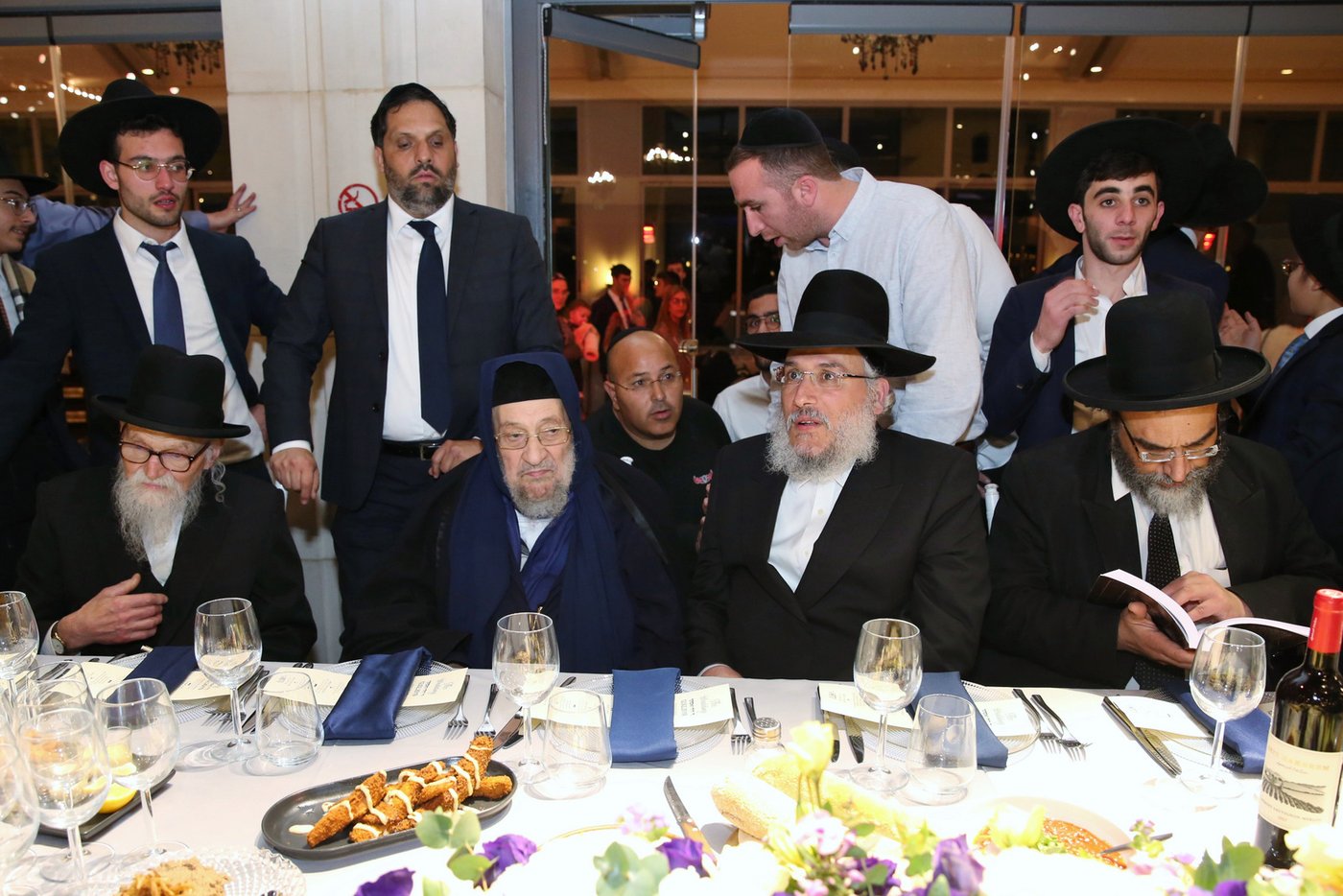 בחתונת הנין קידשו על כוסו של הבבא סאלי