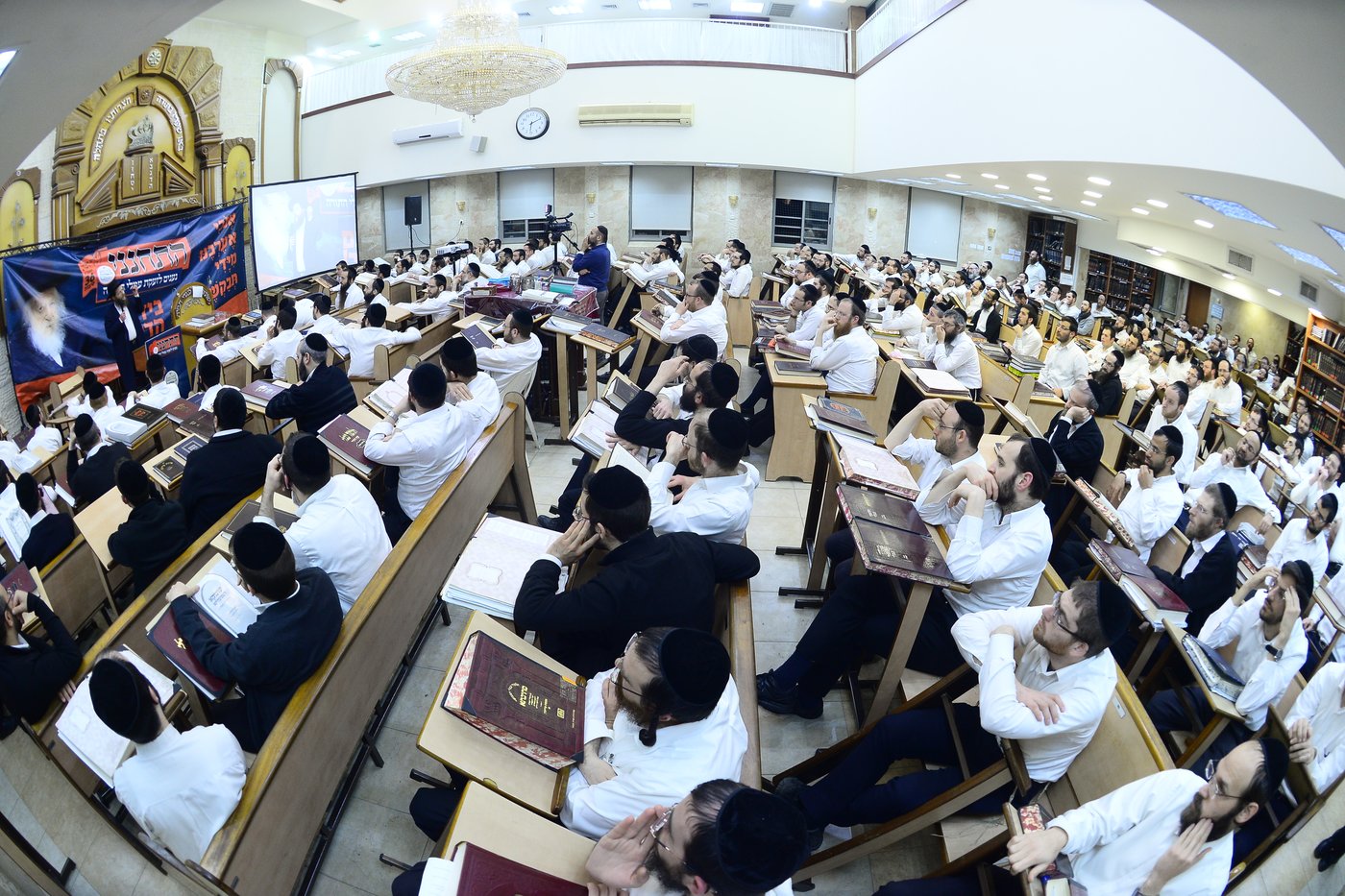 הירתמות שיא למגבית החירום  של רשת הכוללים 'יששכר באהלך'