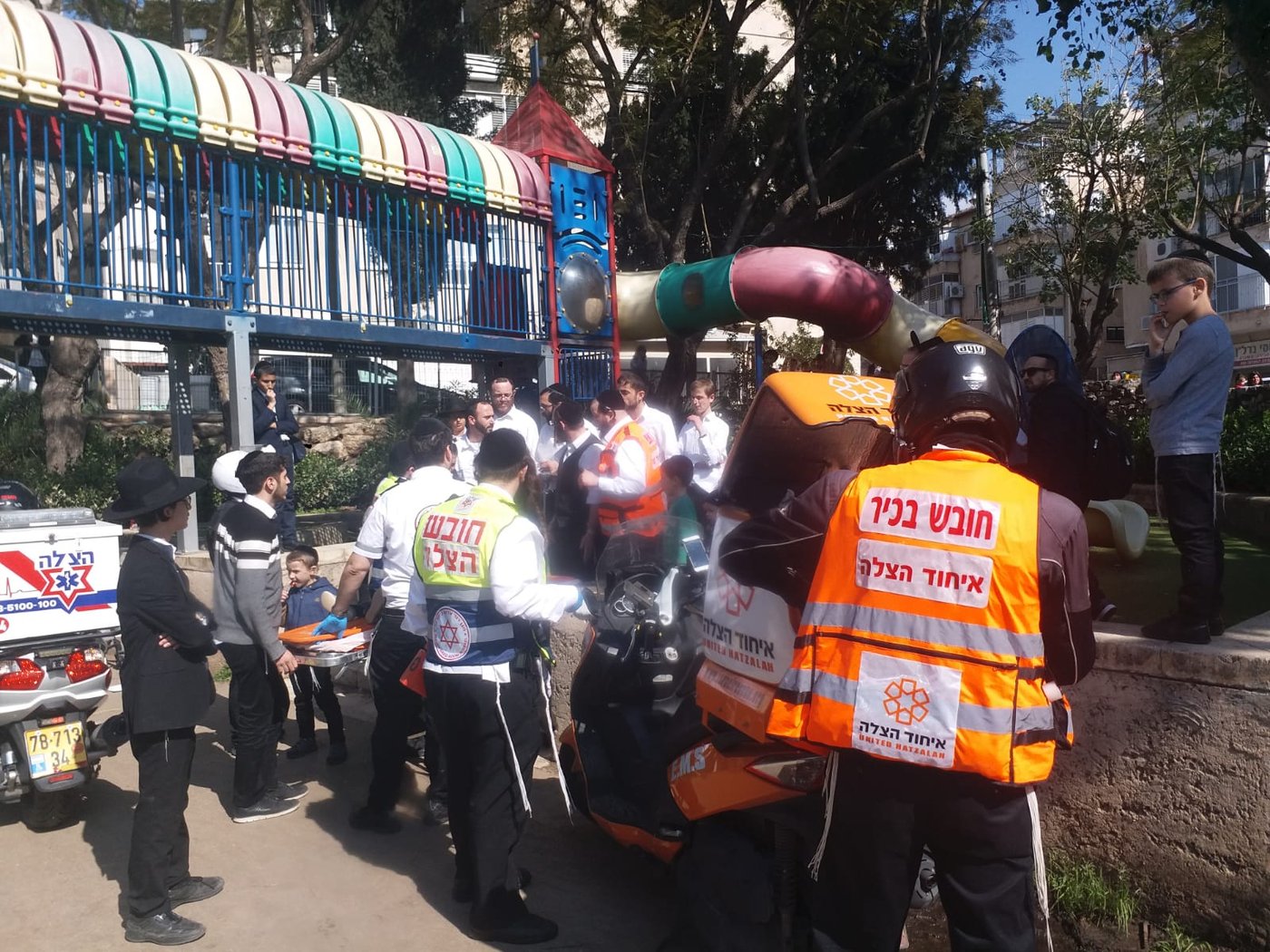 ילד בן 8 נפל מהמגלשה ונפצע באורח קל